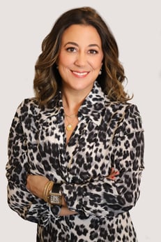 Cate Luzio_Headshot_Full Shot